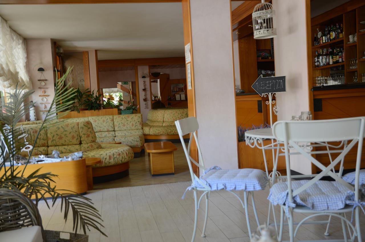 Hotel Monique 체르비아 외부 사진
